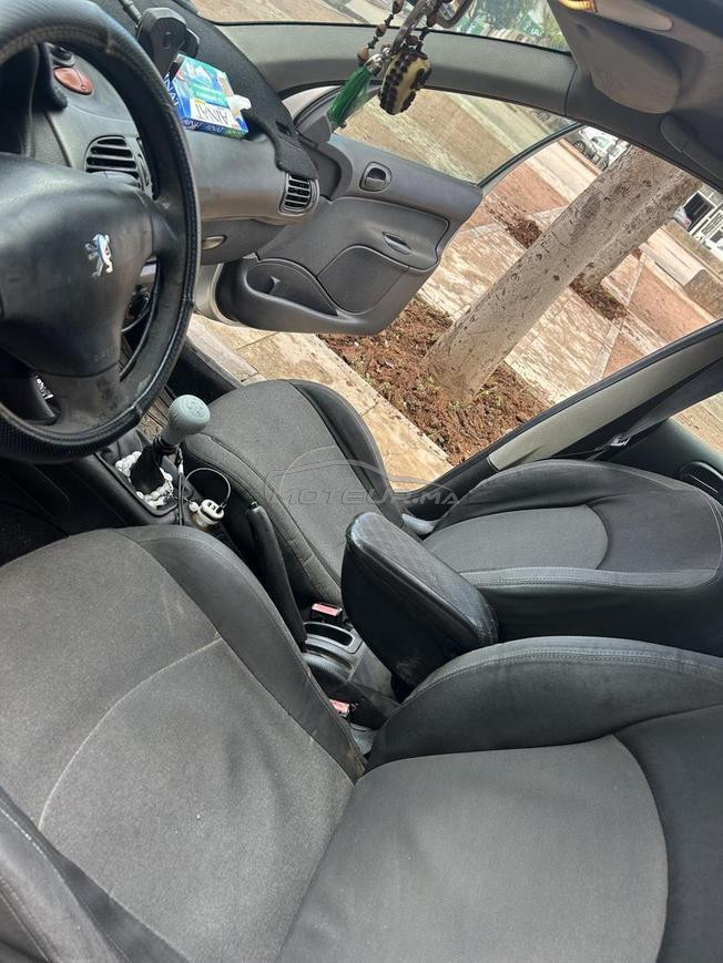 Peugeot 206 bon état 