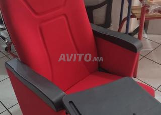 Chaises amphithéâtre