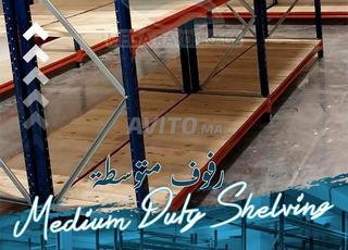 Rayonnage métal semi-lourd sur mesure