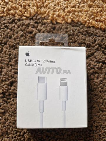 كابل Apple USB-C (1m)