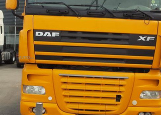 5 camions à vendre