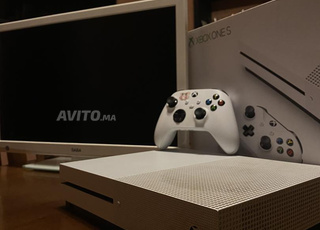 Xbox one s et Television ecran SABA