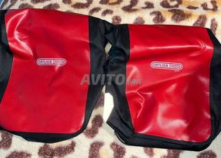 أكياس دراجات هوائية.