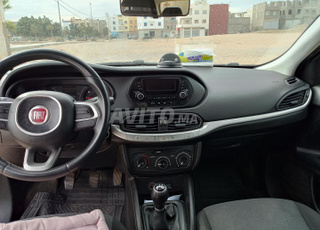 FIAT TIPO en bon état prix négociable
