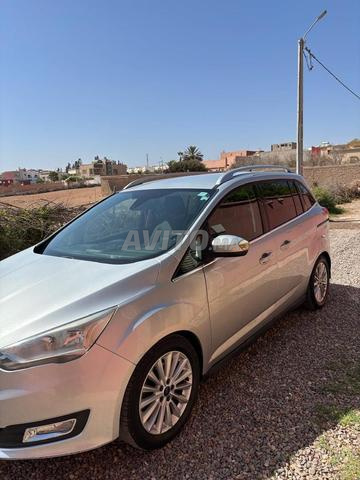 Ford C Max ديزل يدوي 2016 في أكادير