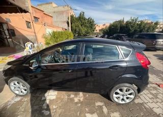 Ford Fiesta Essence Manuelle 2011 à Marrakech