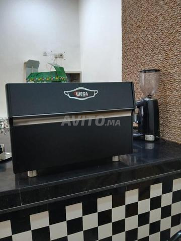 بيع معدات قهوة في حالة جيدة جدًا