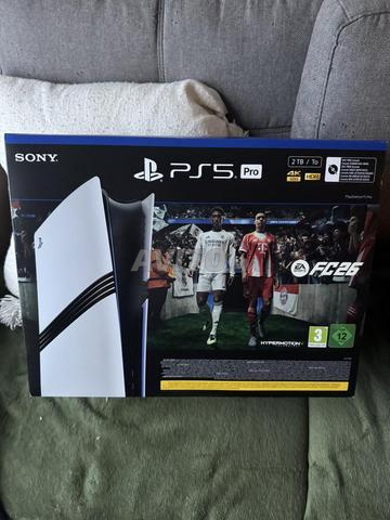 بلاي ستيشن 5 برو fc26 جديدة mter9a