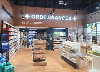 خزانة خشبية H