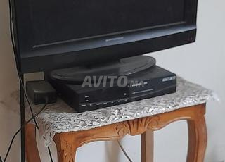 Télévision et chanteuse