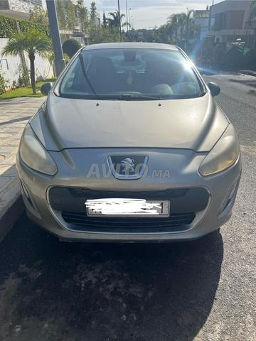 Peugeot 308 modèle 2011 Diesel