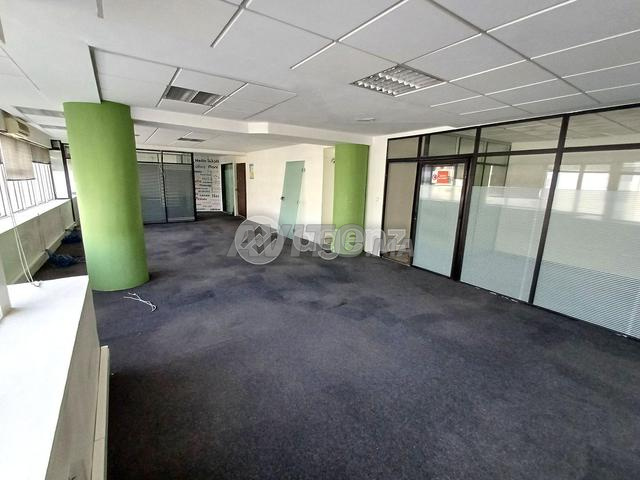 CMN-MA-1952 - مكتب للإيجار في لي زوبيتو - 2