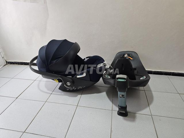 cosy cybex cloud z avec la base isofix rotative