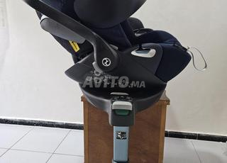حاضنة الأطفال Cybex Cloud Z مع قاعدة ISOFIX الدوارة