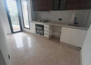 شقة جميلة جدا للإيجار في 2 مارس