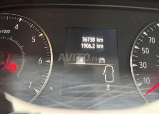 داسيا لوغان