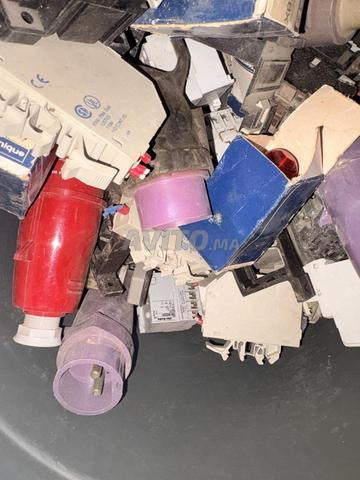 مجموعة مواد كهربائية قاطع تيار موصل