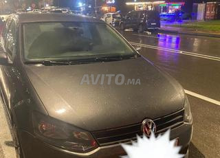 Voiture Golf Polo grise 2013