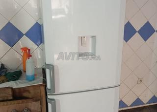 Réfrigérateur beko grand à vapeur