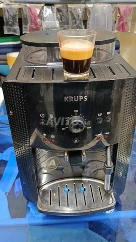 ماكينة قهوة أوتوماتيكية krups