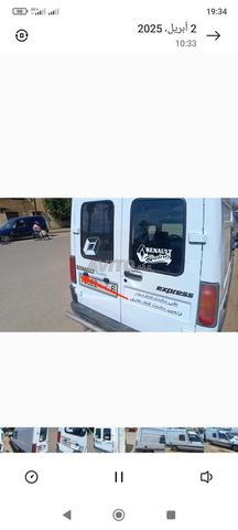 رونو اكسبرس