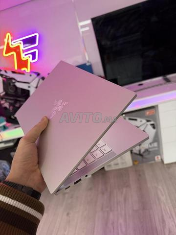 Razer Book 13.4 4k 100 i7-1165G7 16 GB 512Go - 2