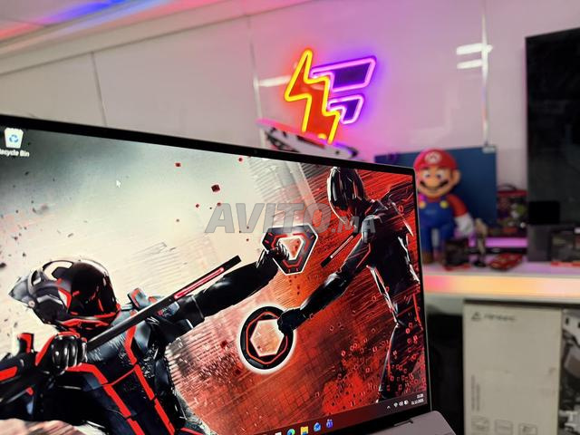 Razer Book 13.4 4k 100 i7-1165G7 16 GB 512Go