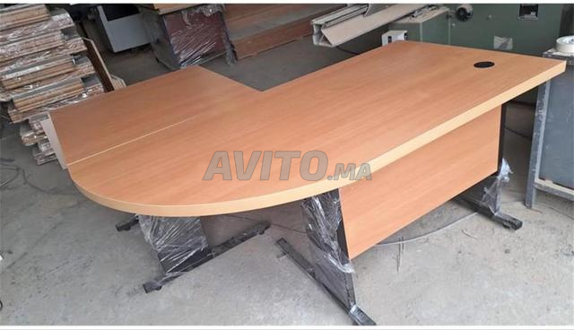 Bureau Fabrication Local Et Caisson 3 Tr A À