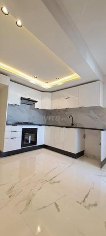 شقة للبيع جديدة في المدينة العليا - 2