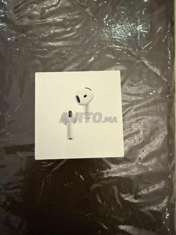 Apple AirPods 4 avec reduction bruit neuf