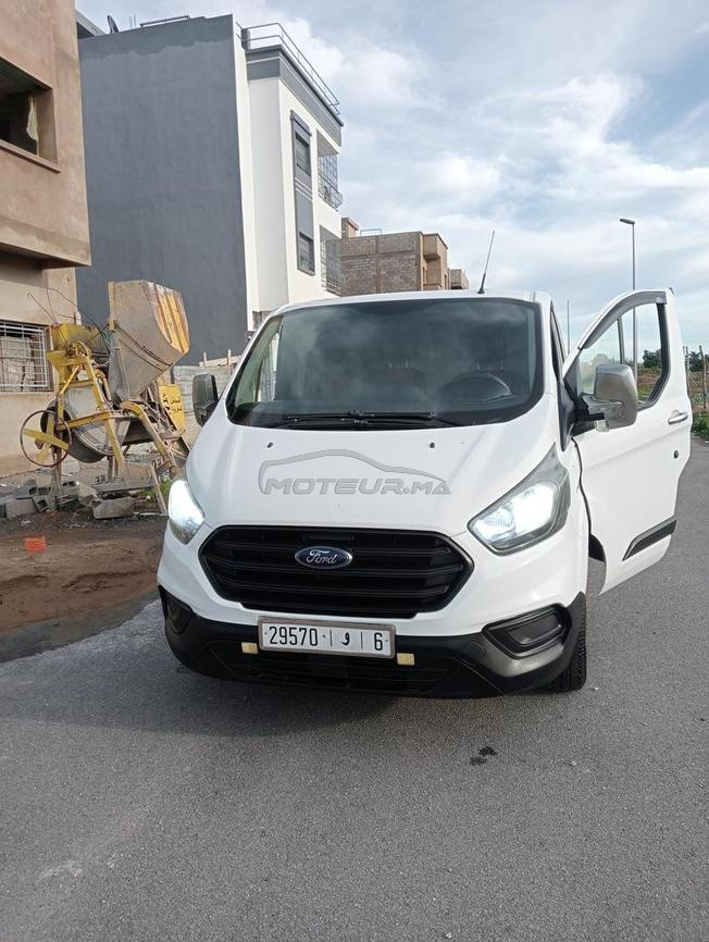 vente voiture ford custom 