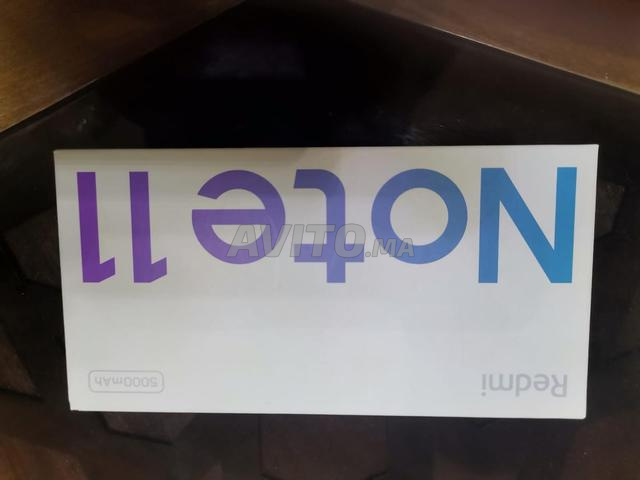 Redmi note 11- 8 ram -128GB batterie neuf