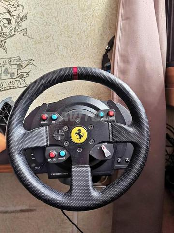 عجلة قيادة الألعاب Thrustmaster T300 Ferrari