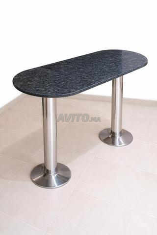 Table à manger (2supports & plaque granit Galaxy)