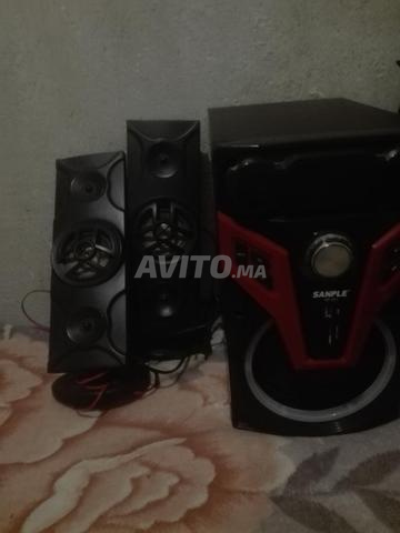 Aspirateur avec un son fort de type SAMPLE - 2