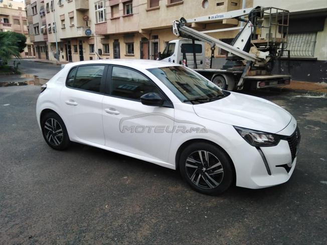 Peugeot 208 Diesel Manuelle 2023 à El Jadida