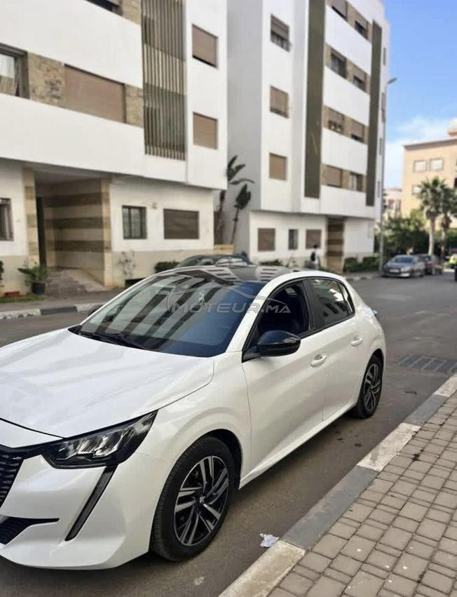 Peugeot 208 Diesel Manuelle 2023 à El Jadida