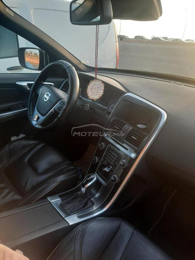 belle voiture suede 