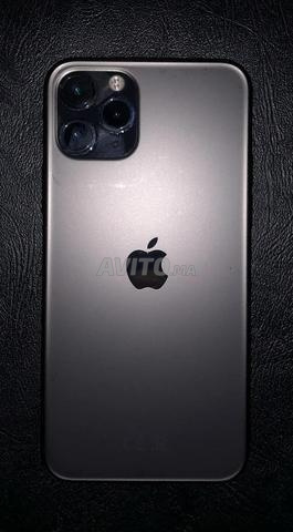 ايفون 11 برو 256 جيجابايت لم يفتح ابدا