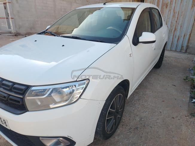 سيارة داسيا لوجان