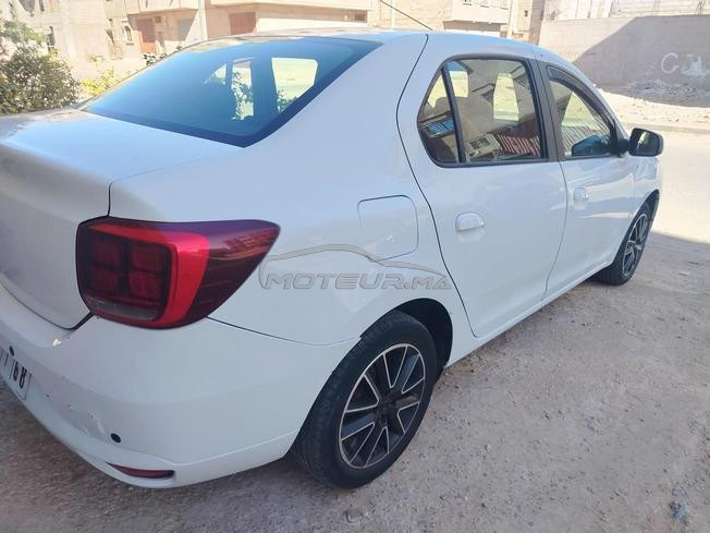 سيارة داسيا لوجان