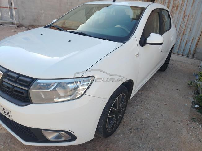 سيارة داسيا لوجان