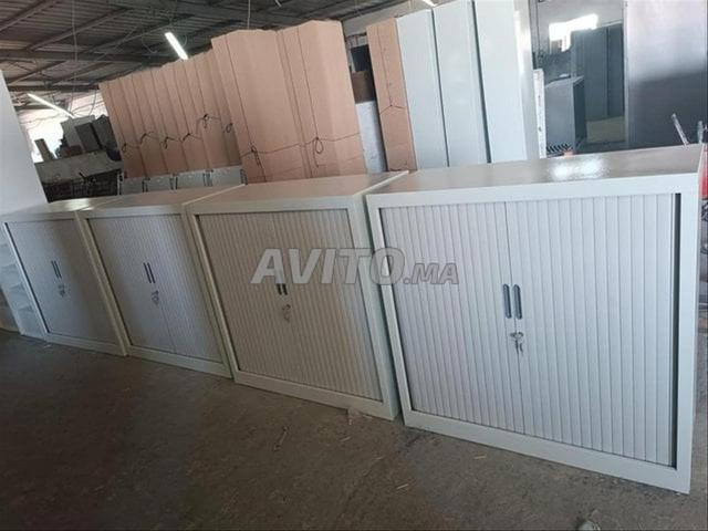 خزانة معدنية // مفصلية * منزلقة * ستائر