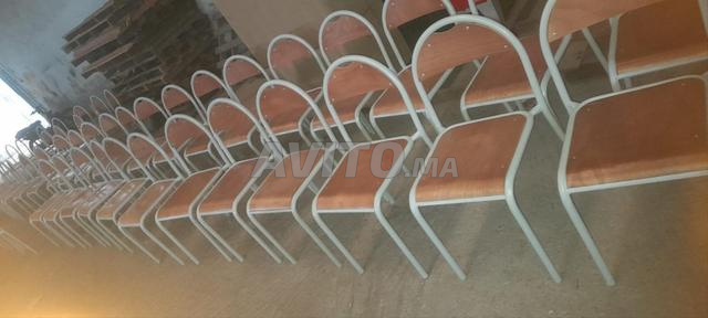 كرسي شبه معدني **