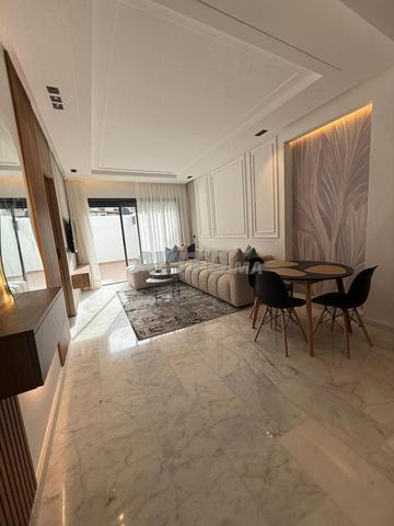 استوديو مفروش عالي المستوى بحي المستشفيات - 2