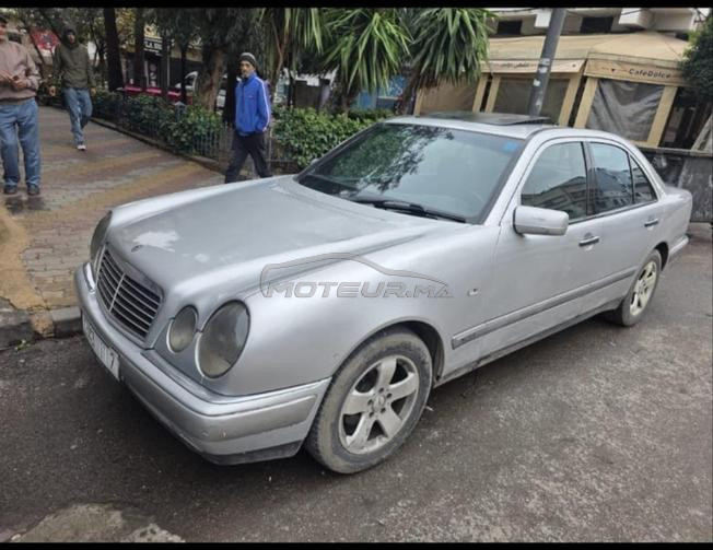 mercedes 220 kawkwa