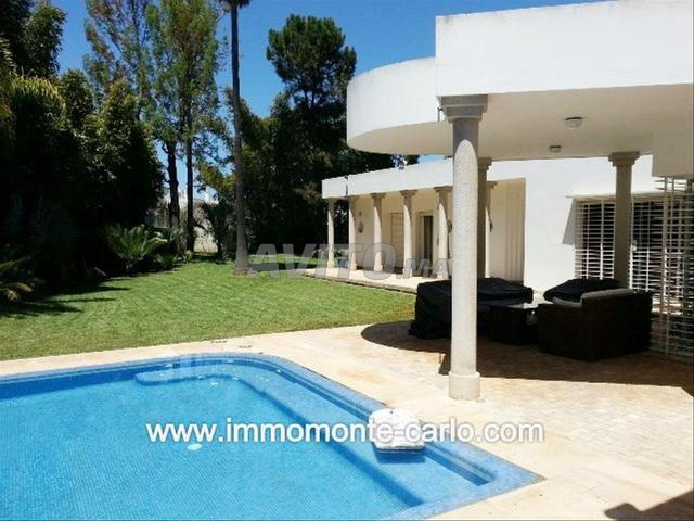 Belle villa en location avec piscine a Souissi - 2