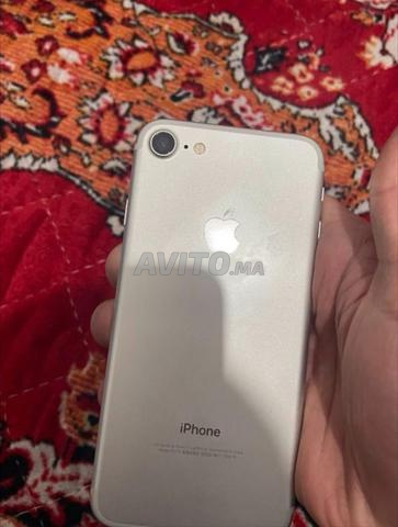 ايفون 7 عادي