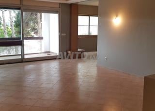 Appartement à louer 190 m² à Rabat