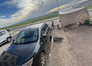 داسيا لوغان